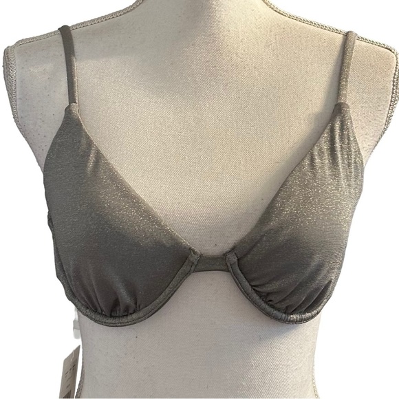 NEW Andie Swim The Sicily Bikini Top Women’s SZ Medium in Silver Shimmer - Picture 1 of 7